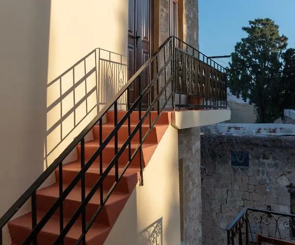 Casa De La Sera Pensión Rhodes City