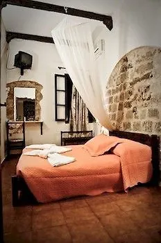 Konukevi Casa De La Sera 3*